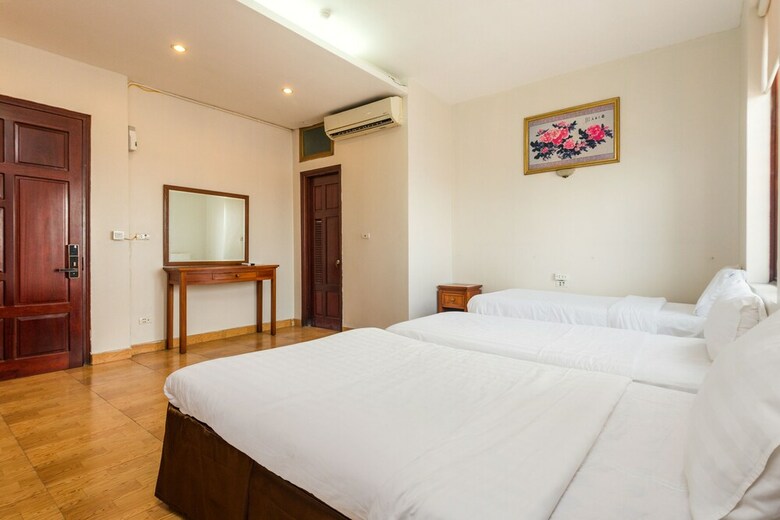 Spot On 767 Ruby Hotel