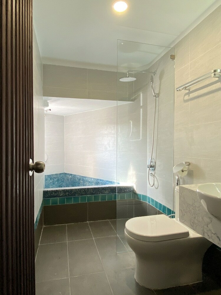 The Art - Laputa Boutique Hotel