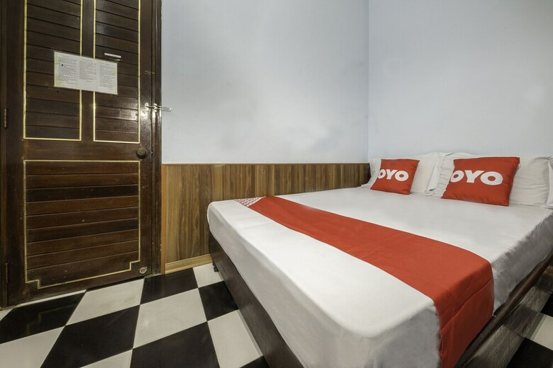 Oyo 718 Nu Hoang Hotel