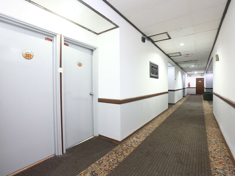 Oyo 89489 Al Ansar Hotel
