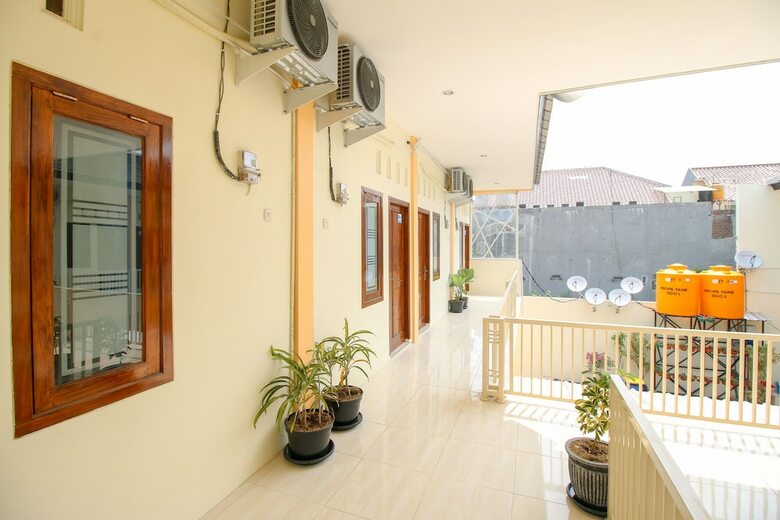 Hotel Airy Syariah Angkasa 44 Sidoarjo
