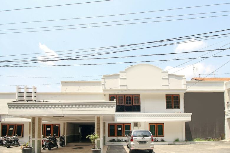 Hotel Airy Laweyan Sutowijoyo 45 Solo