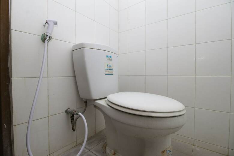 Hotel Airy Laweyan Sutowijoyo 45 Solo