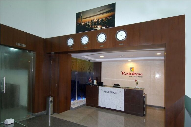 Nexstay Rainbow Business Hotel
