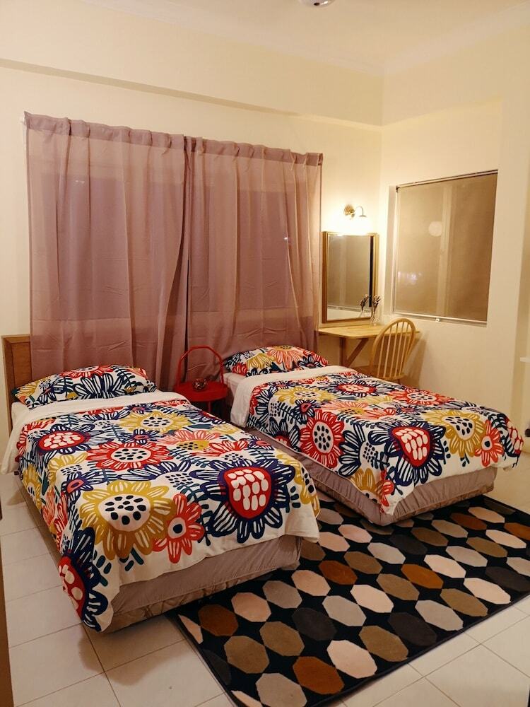 Hotel Aurora Court