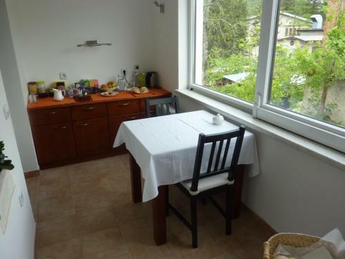 Hostal Guesthouse Mira G.