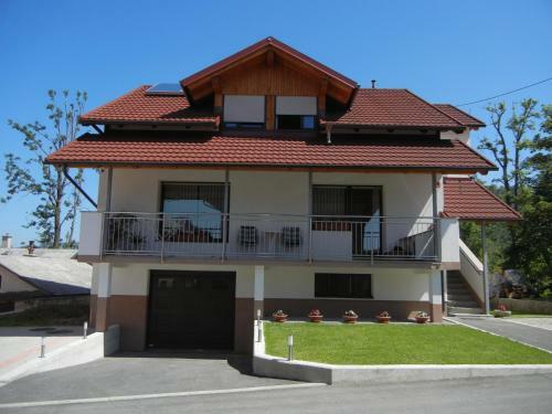Hostal Guesthouse Mira G.