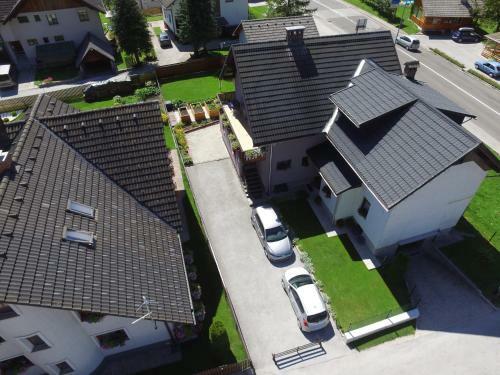 Apartments And Holiday Home Grohar