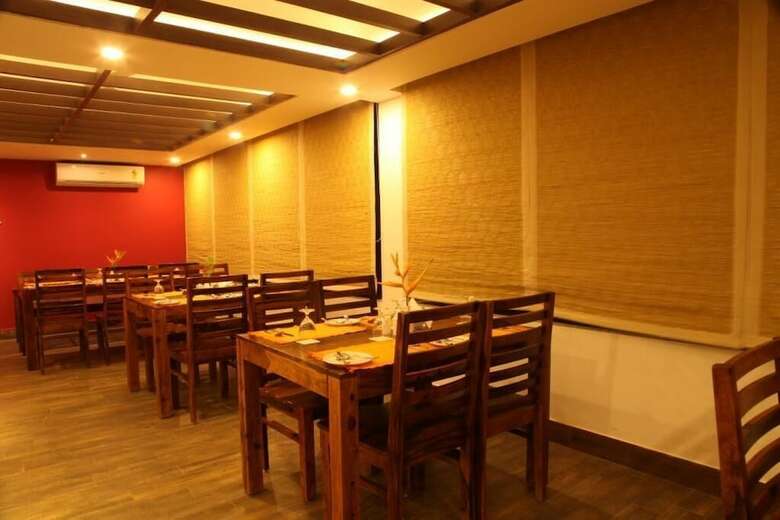 Hotel Aranya Nivas Lulung