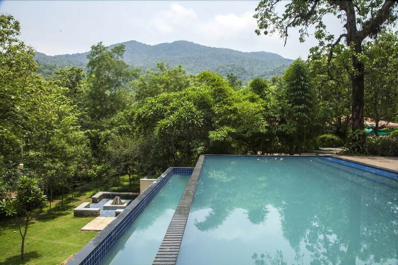 Hotel Aranya Nivas Lulung