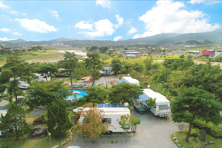 Donghwa Caravan