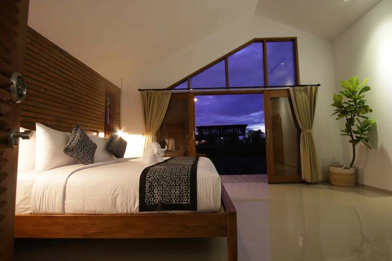 Hotel Kubu Tropis