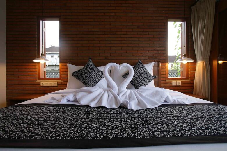 Hotel Kubu Tropis