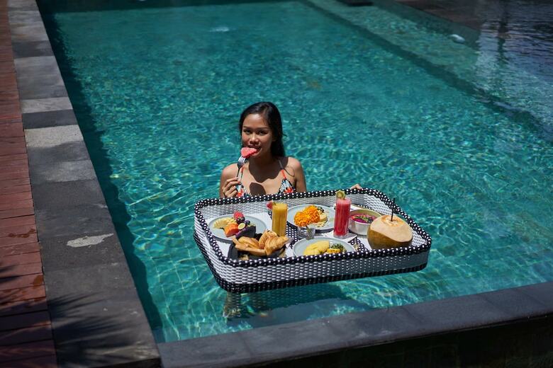 Hotel Kubu Tropis