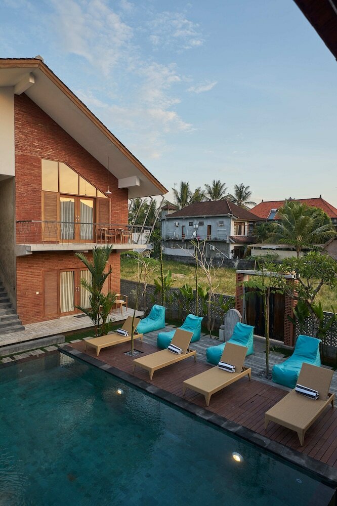 Hotel Kubu Tropis