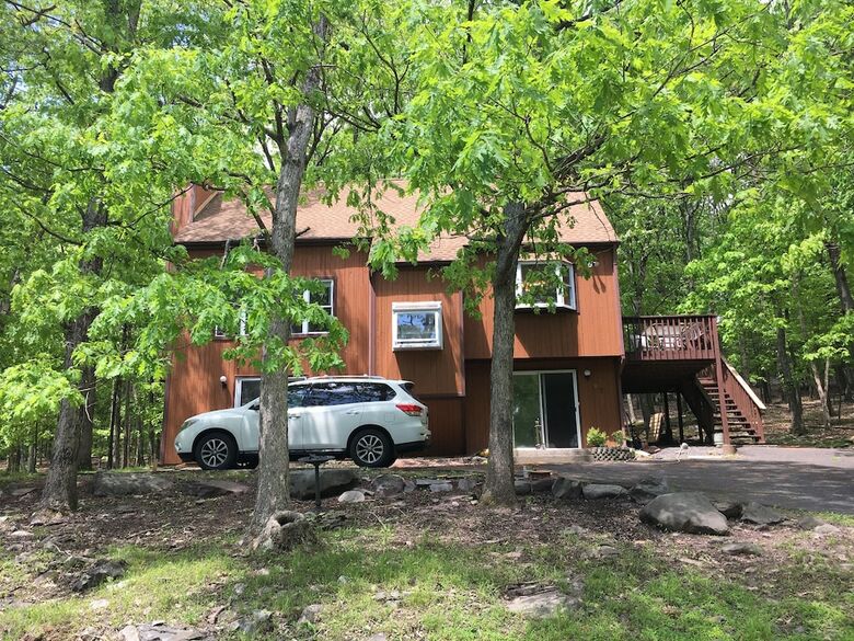 Beautiful Lakeside House Near Camelback
