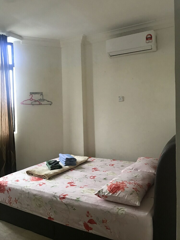 Oyo 89781 Hotel Medina 2