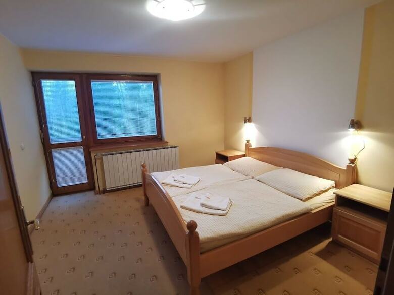 Hotel Rooms And Apartments Panker