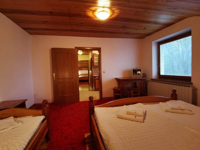 Hotel Rooms And Apartments Panker