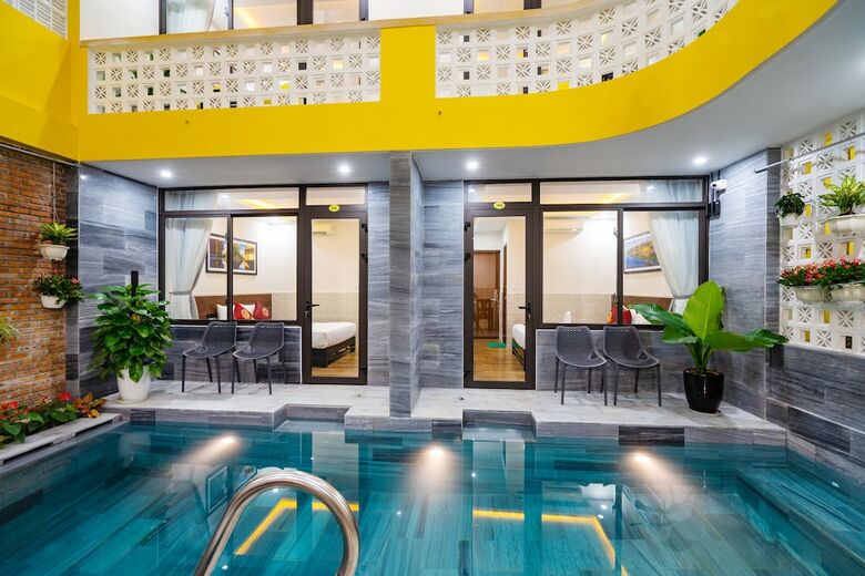 Hotel The Lit Villa