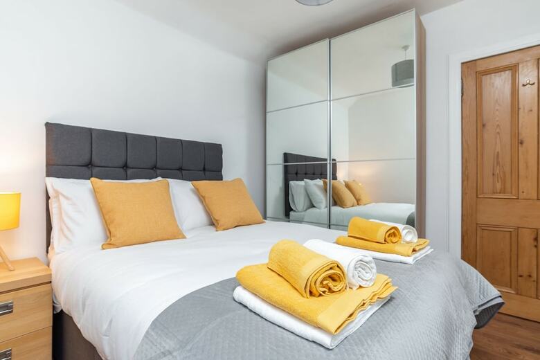 Highland Holburn Apartment