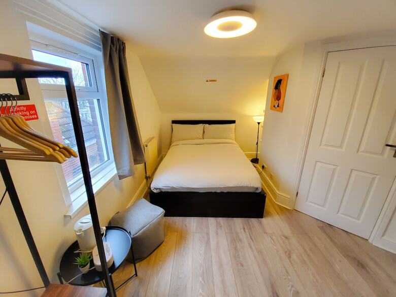 Hotel Sleeplicity London Heathrow
