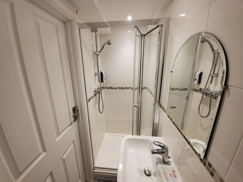 Hotel Sleeplicity London Heathrow