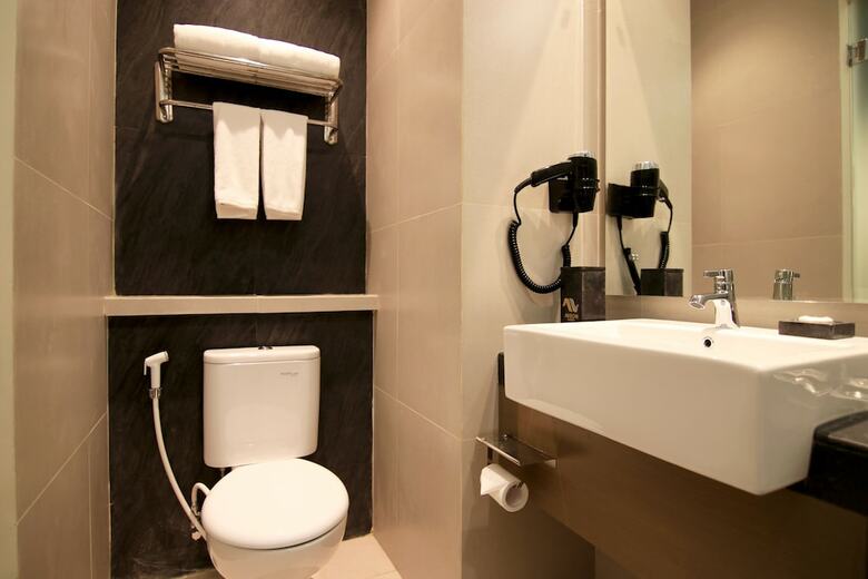 Aveon Hotel Yogyakarta By Daphna International