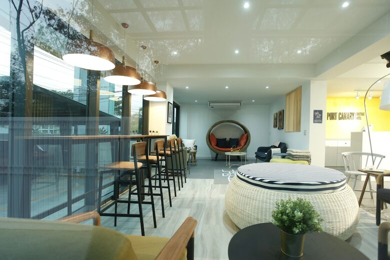 Port Canary Hotel