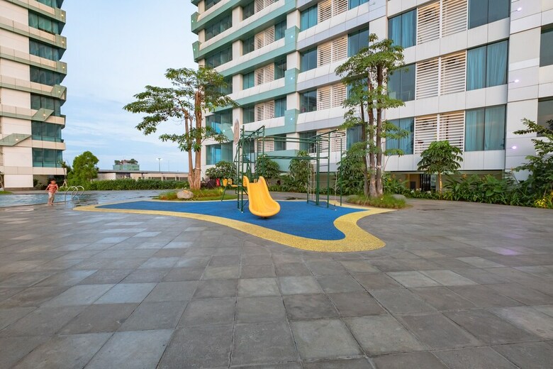 Hostal Oyo 2245 Apartment Grand Kamala Lagoon