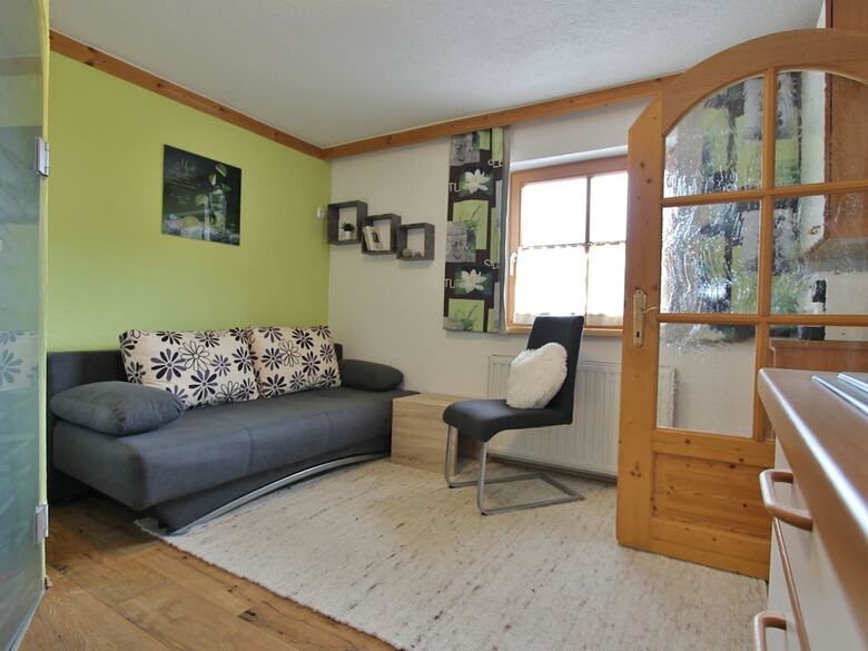 Quaint Apartment With Garden In Walchen