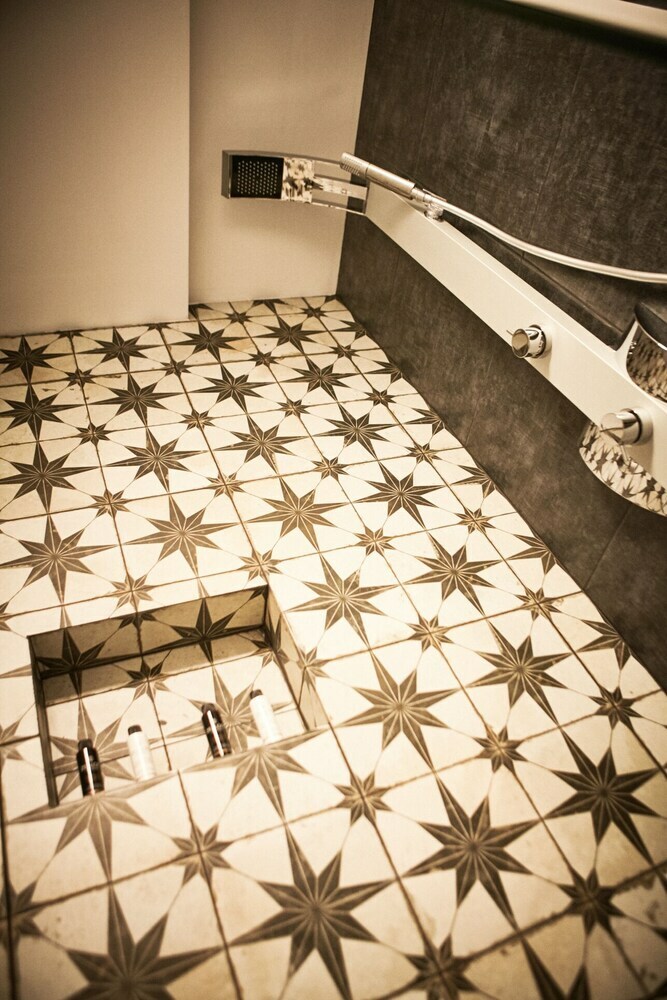 Hotel Art Pantheon Suites In Plaka