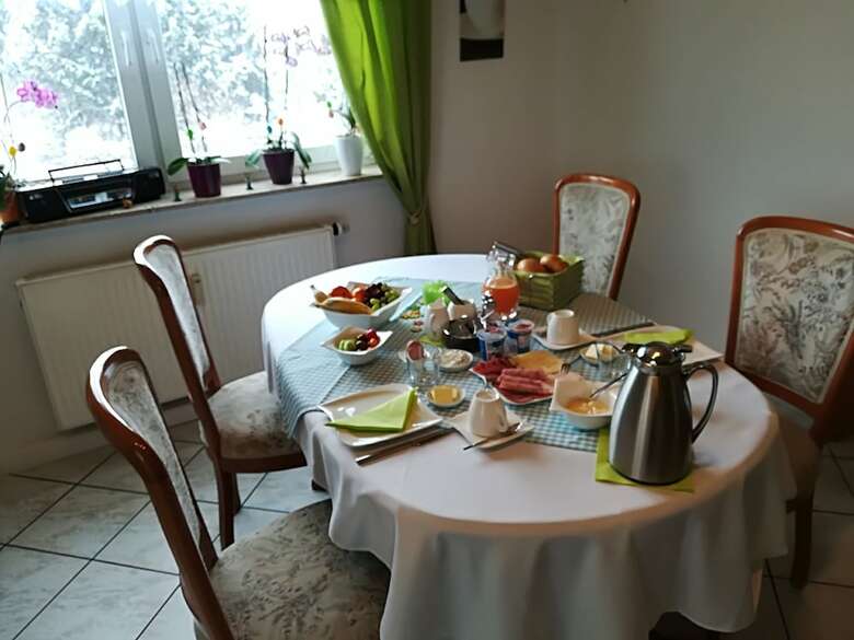 Weinbau & Pension 8 Zeilen