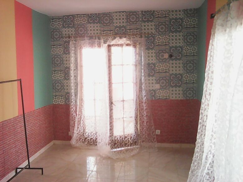 Hotel Crayons Couleurs T�ranga