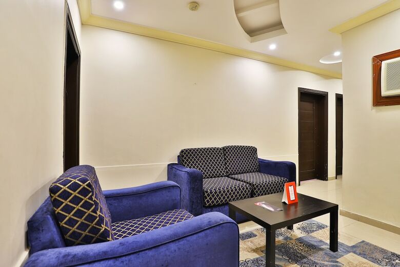 Apartamento Oyo 161 Middle East Suite