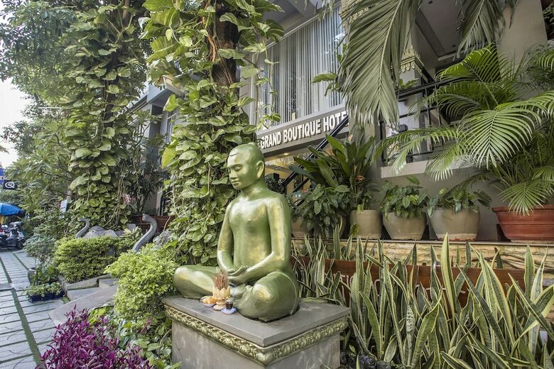 King Grand Boutique Hotel