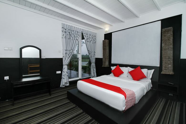 Oyo 523 Royal Hotel