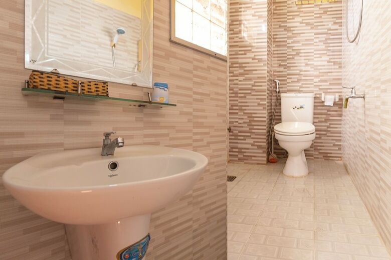 Oyo 791 Hoang Anh Hotel