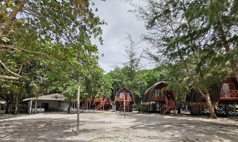 Hotel Nido Mantanani Lodge