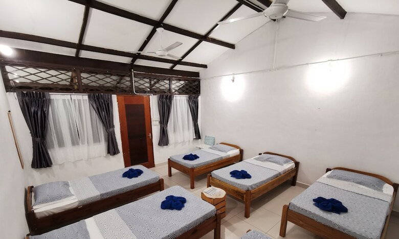 Hotel Nido Mantanani Lodge
