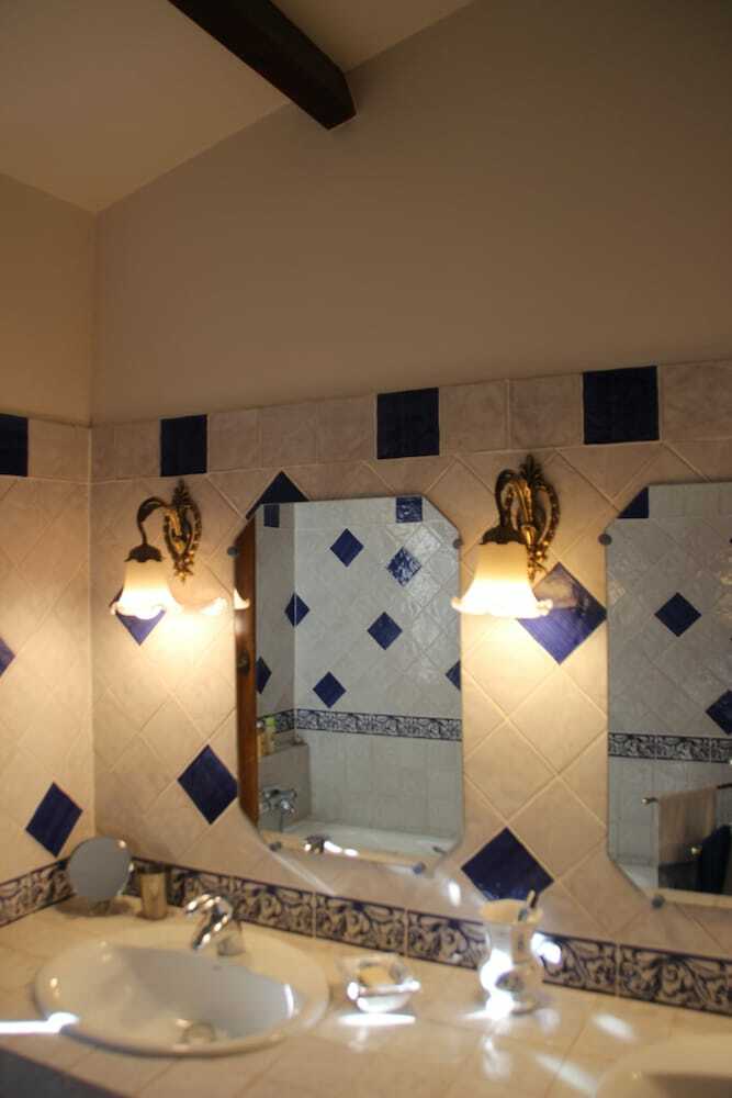 Bed & Breakfast Chambres Elisa & Etienne