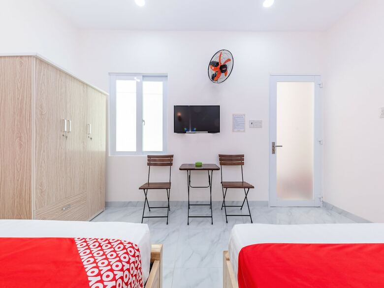 Hotel Oyo 808 Hoang Lan