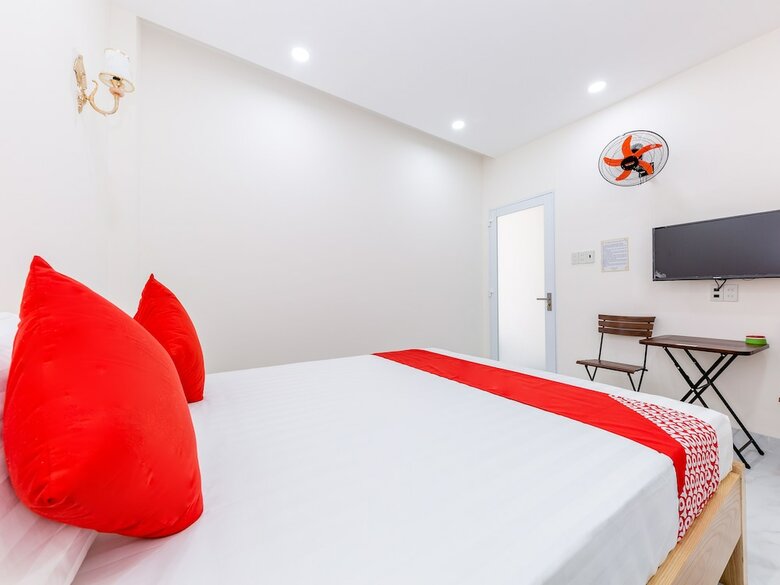 Hotel Oyo 808 Hoang Lan