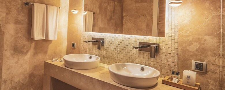 Ecclesia Hotel - Adults Only