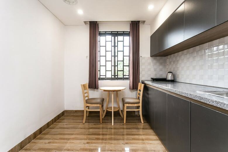Hotel Oyo 736 Noir Apartment