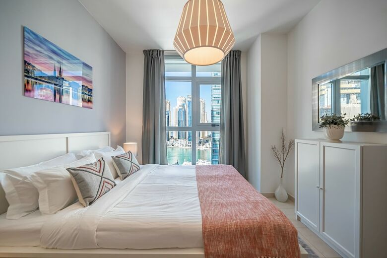 Apartamento Luton Vacation Homes Marina Residence
