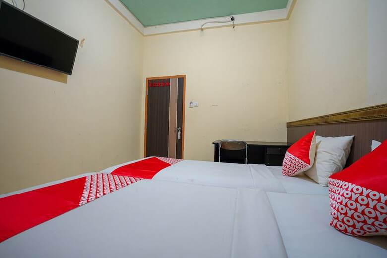 Hostal Oyo 2502 Triantama Kost Syariah