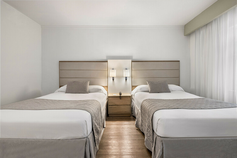 Hotel Riu Plaza Miami Beach