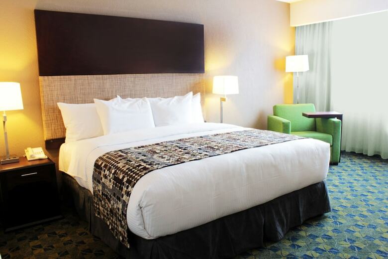 Hotel Fiesta Inn Monterrey Norte