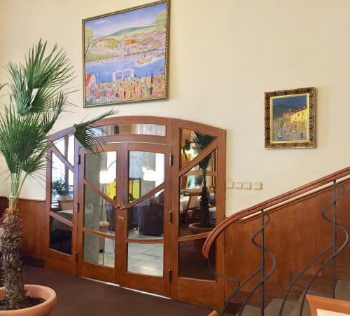 Hotel & Penzi�n Grand Matej